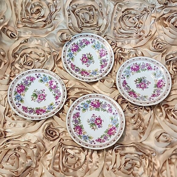 Set of 4 Floral Saucers (Teacup size) - Picture 1 of 5